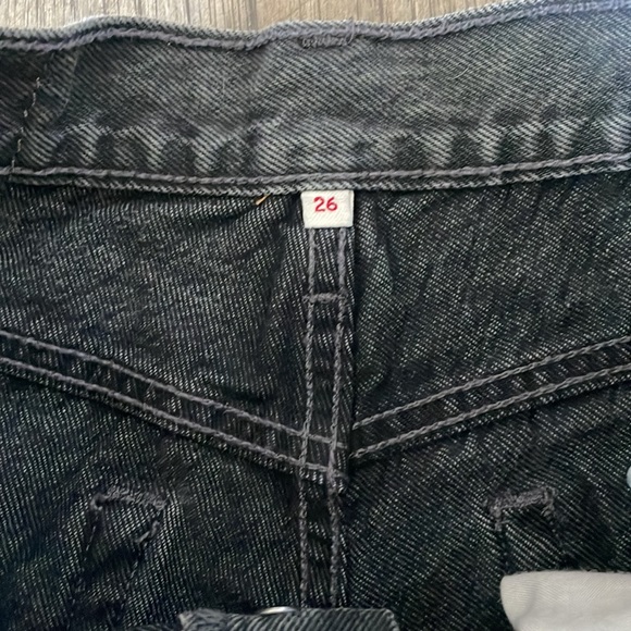 Levi black red tab jean shorts Sz 26 - Picture 3 of 5